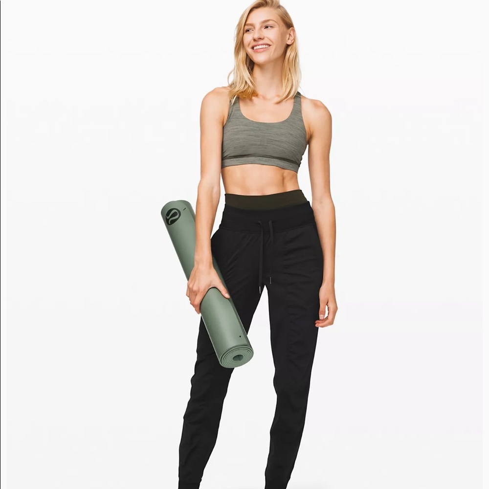LuluLemon Dance Studio Jogger